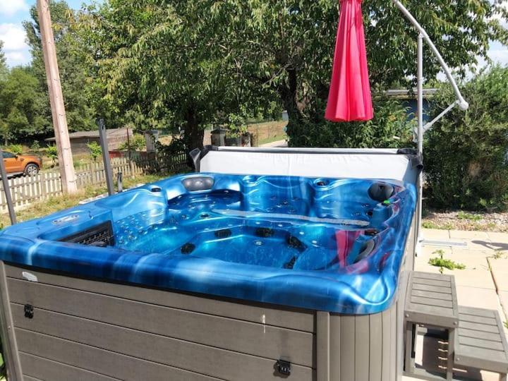 فيلا Belle Quercynoise Piscine Jacuzzi Partages Septfonds المظهر الخارجي الصورة